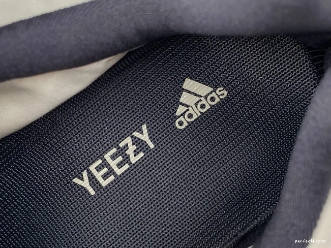 MNVN Adidas Yeezy FY3729 Bone Boost 700 0822